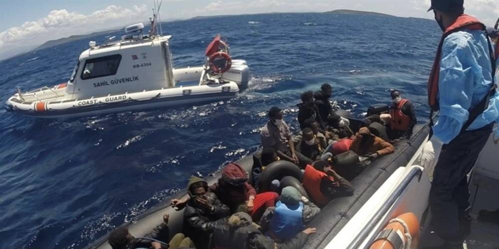 Ayvacık açıklarında 80 kaçak göçmen kurtarıldı