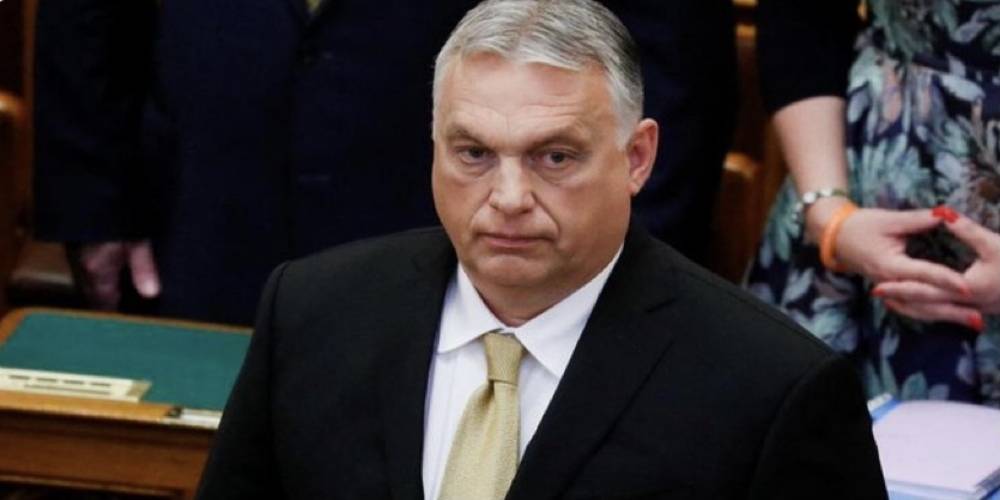 Macaristan Başbakanı Viktor Orban, AB Komisyonu'nun sorumsuz davranışı nedeniyle zor durumda kaldıklarını söyledi