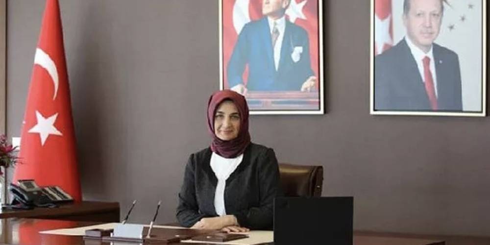 Kübra Güran Yiğitbaşı, Türkiye'nin ilk başörtülü valisi oldu