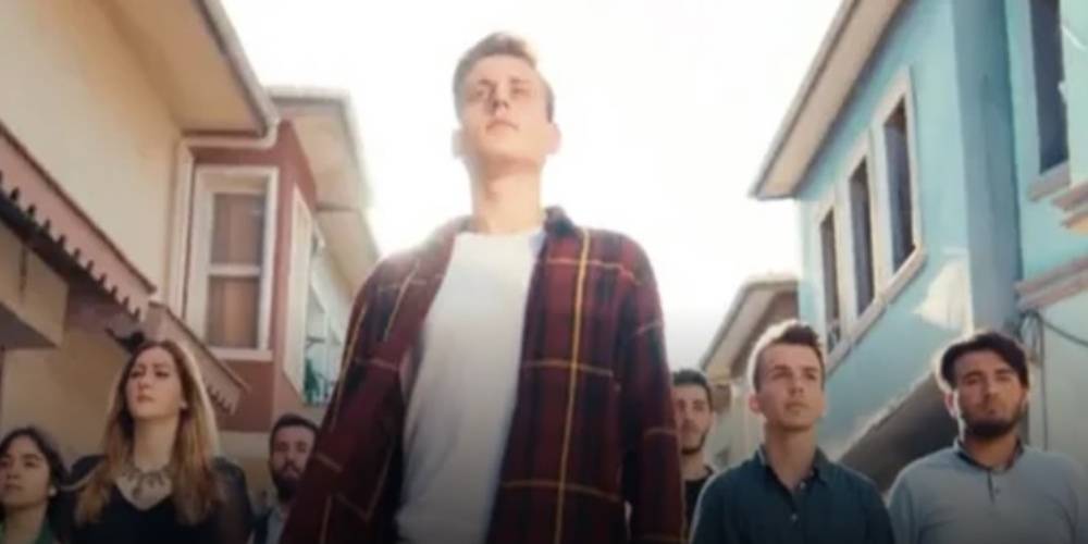 AK Parti Gençlik Kollarından dikkat çeken paylaşım: Z kuşağına seslenen klip ve şarkı yayınlandı