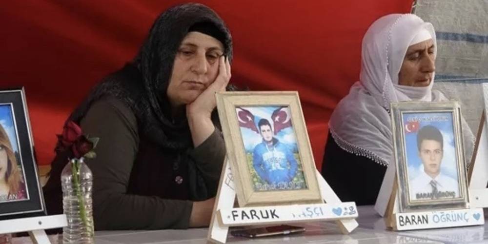 Bölücü terör örgütü PKK tarafından çocukları dağa kaçırılan ailelerin, evlat nöbeti bin 346 gündür devam ediyor