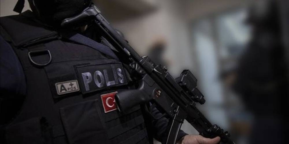 İzmir'de Kökünü Kurutma Operasyonu: 310 şüpheli gözaltına alındı