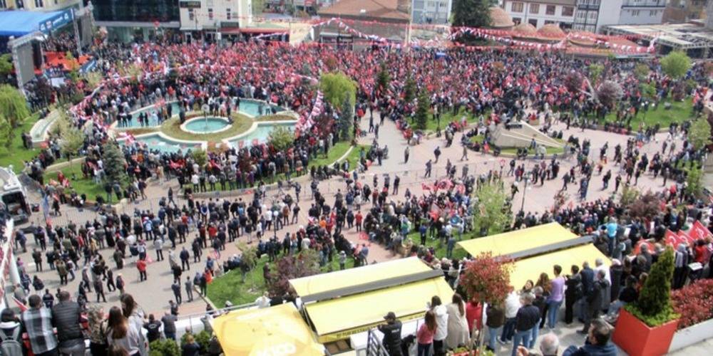 Kemal Kılıçdaroğlu ve Ekrem İmamoğlu Bolu'da beklediği ilgiyi görmedi: Alan boş kaldı