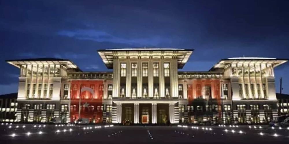 Beştepe'de gece saatlerinde kritik zirve! Cumhurbaşkanı Erdoğan 2 ismi çağırdı!