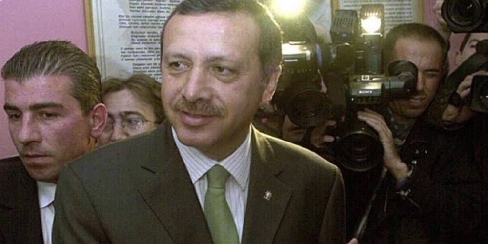 Cumhurbaşkanı Erdoğan'dan '3 Kasım 2002' paylaşımı: 20 yıl önce bugün, bu saatler