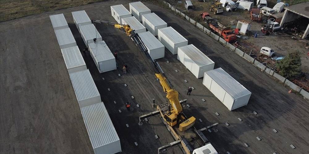 Düzce'de depremzedeler için konteynerler kuruluyor