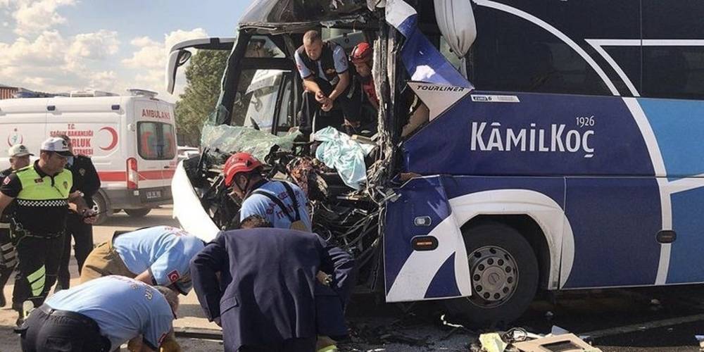 Emniyet Genel Müdürlüğü kusurlu olarak ölümlü trafik kazalarına karışan otobüs firmalarının isimlerini açıkladı