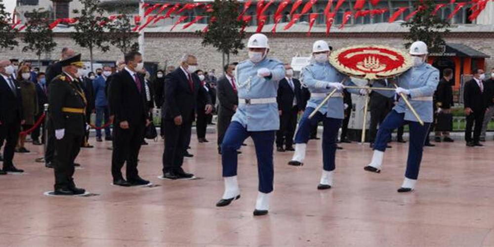 Taksim'de Cumhuriyet Bayramı töreni