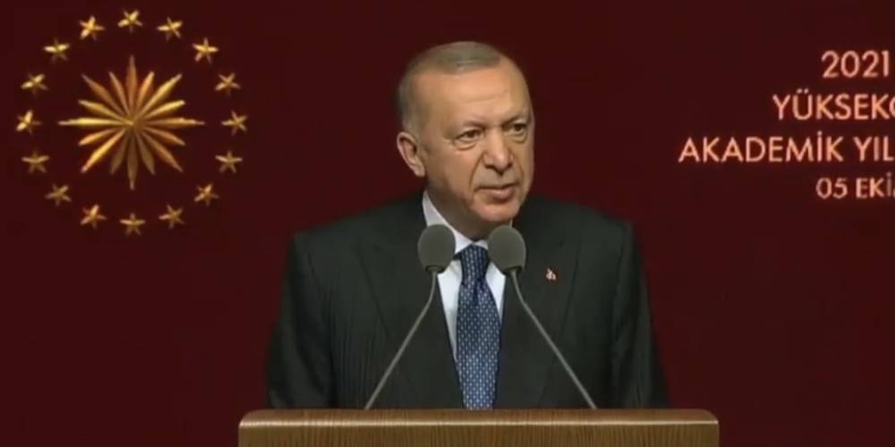Cumhurbaşkanı Erdoğan: Rektörünün arabasının üstüne çıkıp, orada tepinen öğrencilerin olduğu bir Türkiye'yi ben kabullenemiyorum