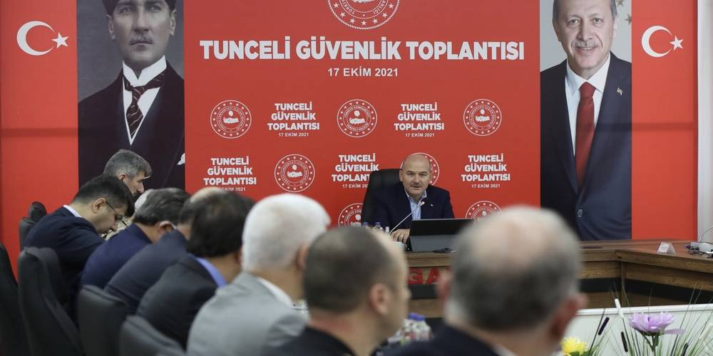 İçişleri Bakanı Süleyman Soylu, Tunceli'de güvenlik toplantısına katıldı
