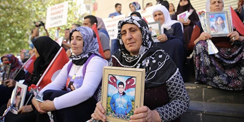 Diyarbakır anneleri çocuklarına kavuşmak için nöbetlerini kararlılıkla sürdürüyor: Evlatlarımızı HDP'den istiyoruz