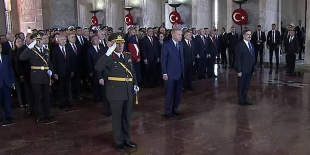 Cumhuriyetimiz 99 yaşında... Cumhurbaşkanı Erdoğan: Bu tarihi günü Togg'un açılışıyla taçlandırıyoruz