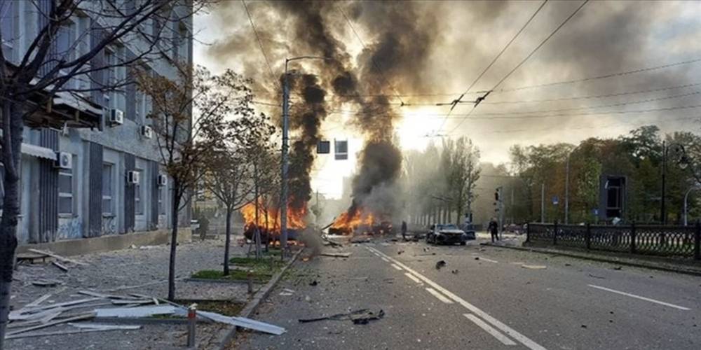 Ukrayna’nın başkenti Kiev kabusla uyandı! Kentte art arda patlamalar…