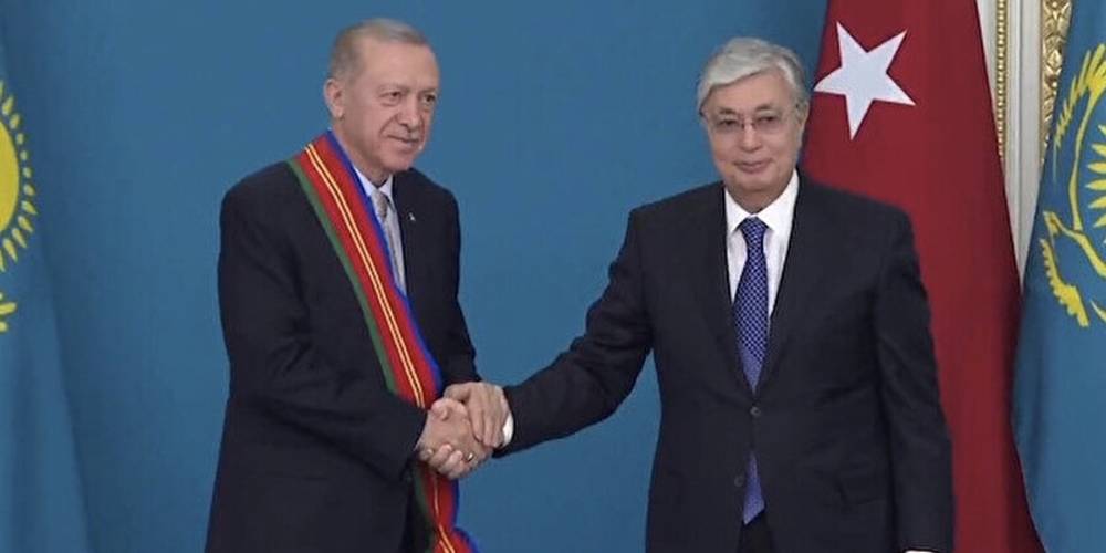 Cumhurbaşkanı Erdoğan'a devlet nişanı sürprizi... Cumhurbaşkanı'ndan Kazakistan'la iş birliği vurgusu