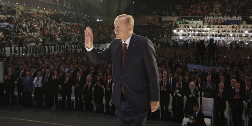 Cumhurbaşkanı Erdoğan'dan emekli memurlara müjde! İlk kabineden sonra açıklayacağız...