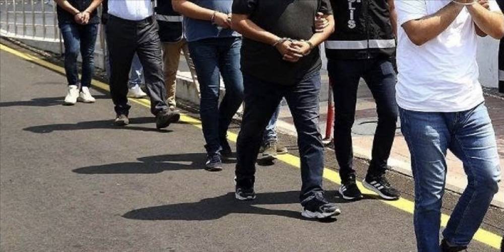 İzmir merkezli dev FETÖ operasyonu! Darbeci Semih Terzi'nin oğlu da gözaltında