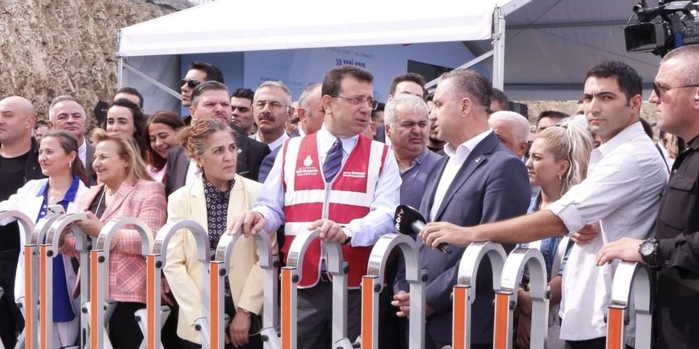 Ekrem İmamoğlu'ndan CHP'li başkana sert tepki: "Rezillik!"
